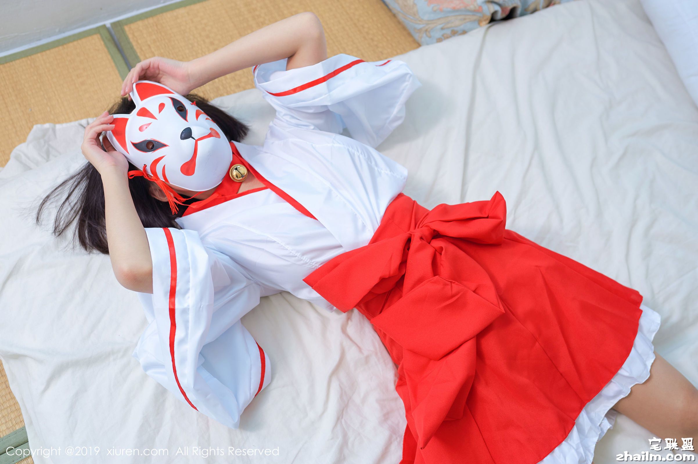 [XIUREN秀人网] No.1702 模特_卿卿 - 清新不失性感的私房魅惑第2张