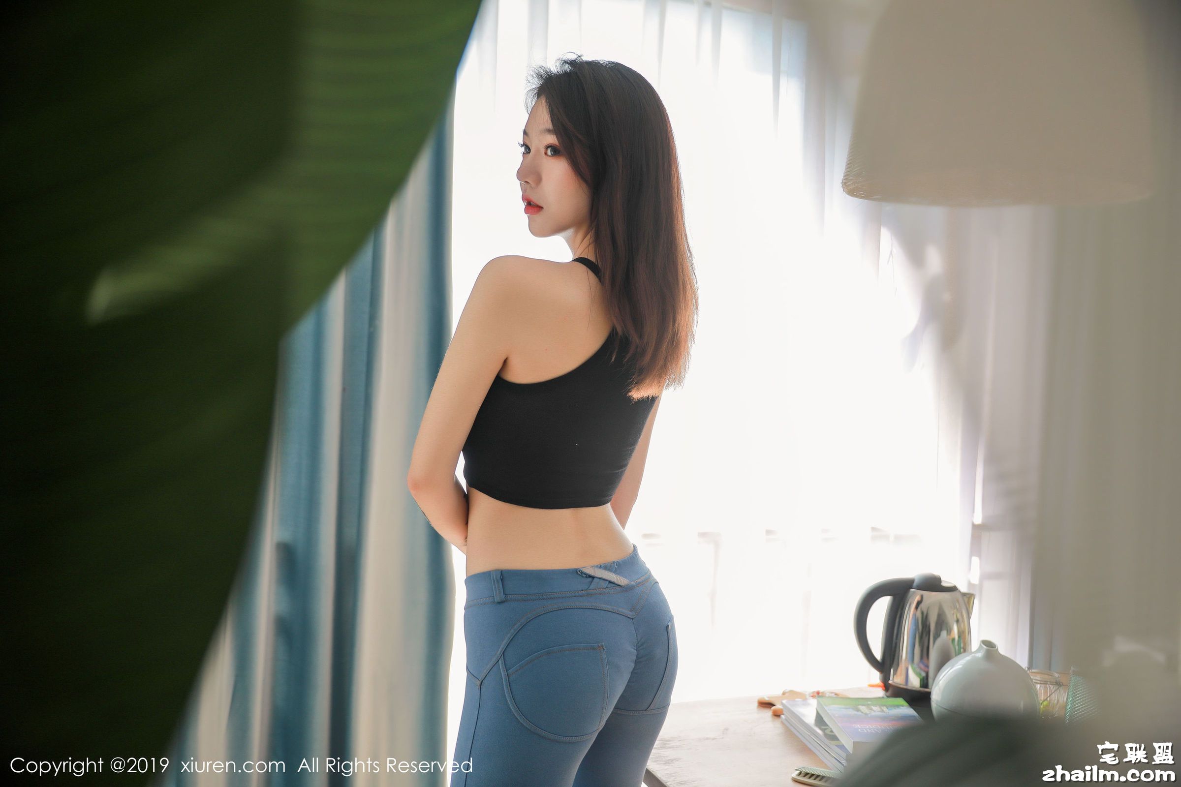 [XIUREN秀人网] No.1698 YUNDUOER_ - 牛仔裤独有的魅惑第11张