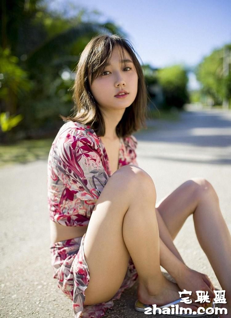 短发日本纯天然<a href=/e/tags/?tagname=%E7%BE%8E%E5%A5%B3 target=_blank class=infotextkey>美女</a>铃木友高清户外<a href=/e/tags/?tagname=%E5%86%99%E7%9C%9F target=_blank class=infotextkey>写真</a>图片第1张