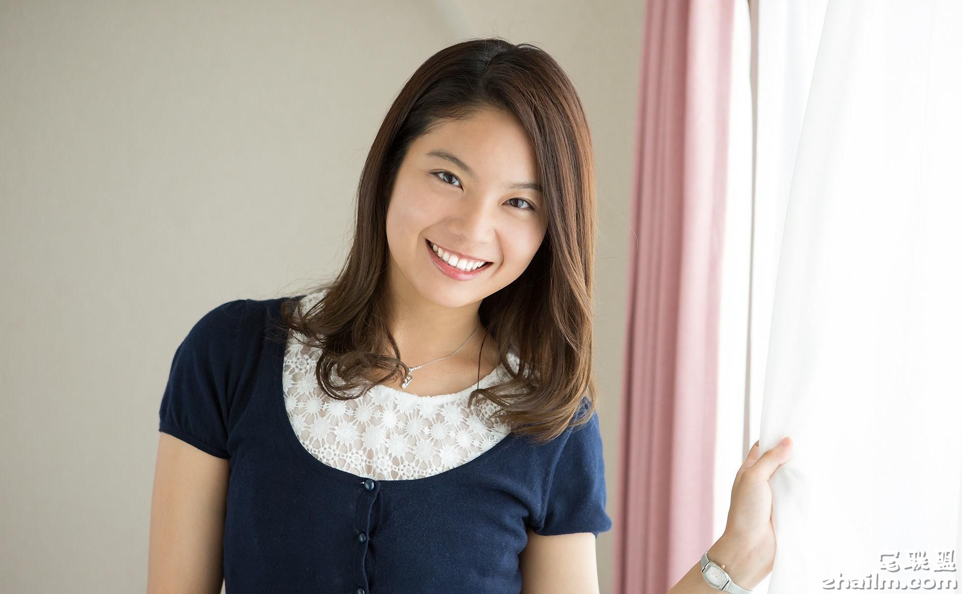 性感日本美女诱惑私房写真第5张