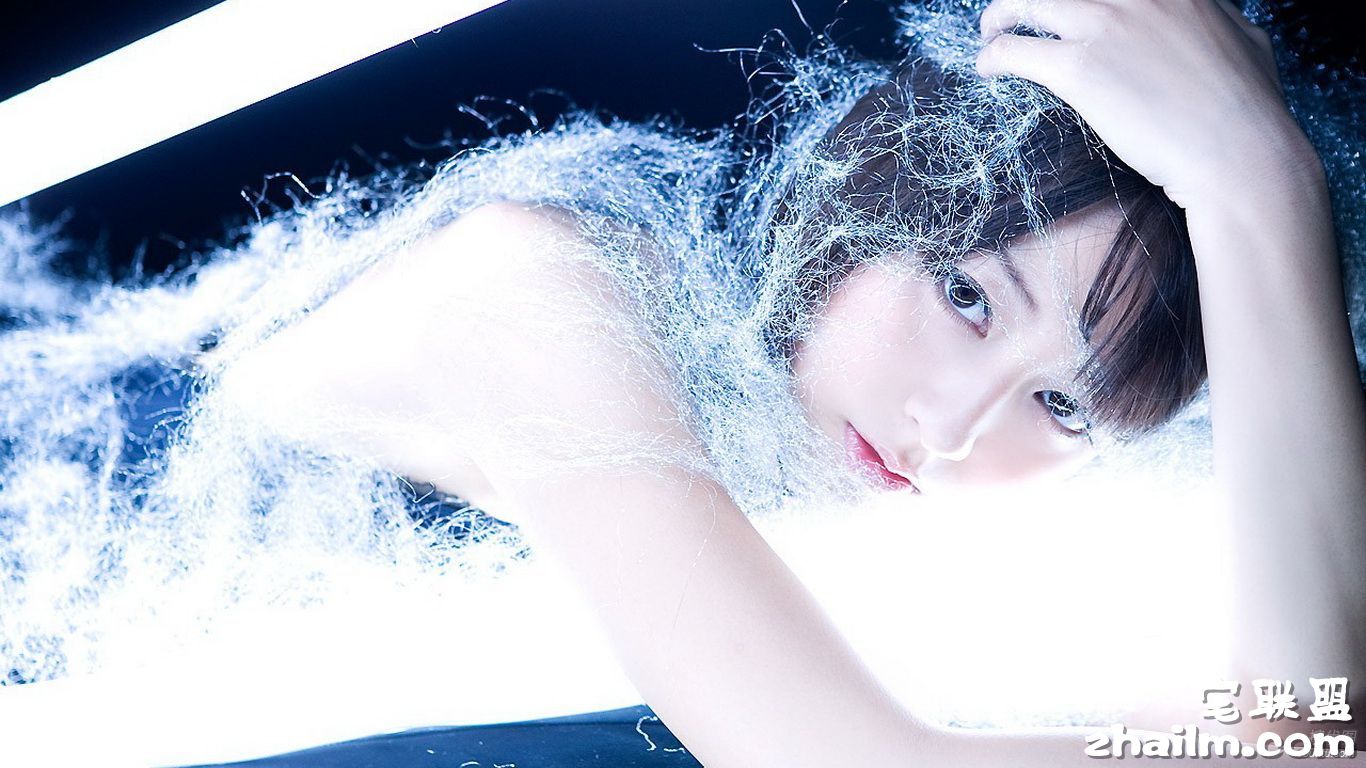 日本<a href=/e/tags/?tagname=%E6%80%A7%E6%84%9F target=_blank class=infotextkey>性感</a><a href=/e/tags/?tagname=%E7%BE%8E%E5%A5%B3 target=_blank class=infotextkey>美女</a>杉本有美个性艺术摄影<a href=/e/tags/?tagname=%E5%86%99%E7%9C%9F target=_blank class=infotextkey>写真</a>图片第1张