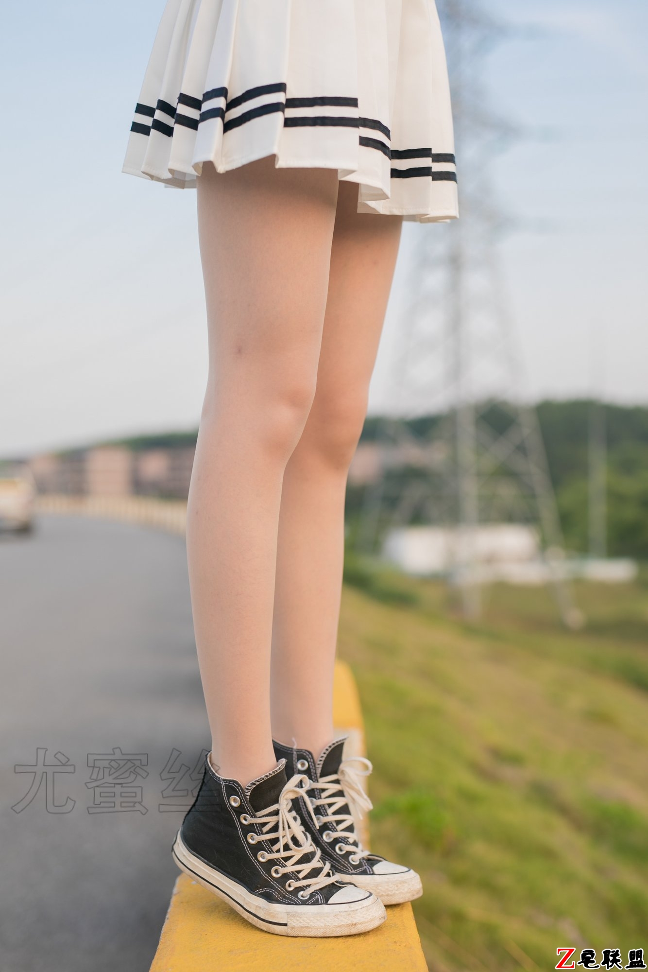 [尤蜜丝] 穿搭<a href=/e/tags/?tagname=%E5%86%99%E7%9C%9F target=_blank class=infotextkey>写真</a> NO.012