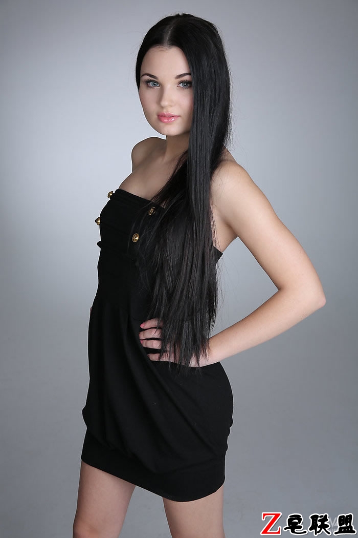 欧美人体艺术之Casting Celeste大尺度人体写真3