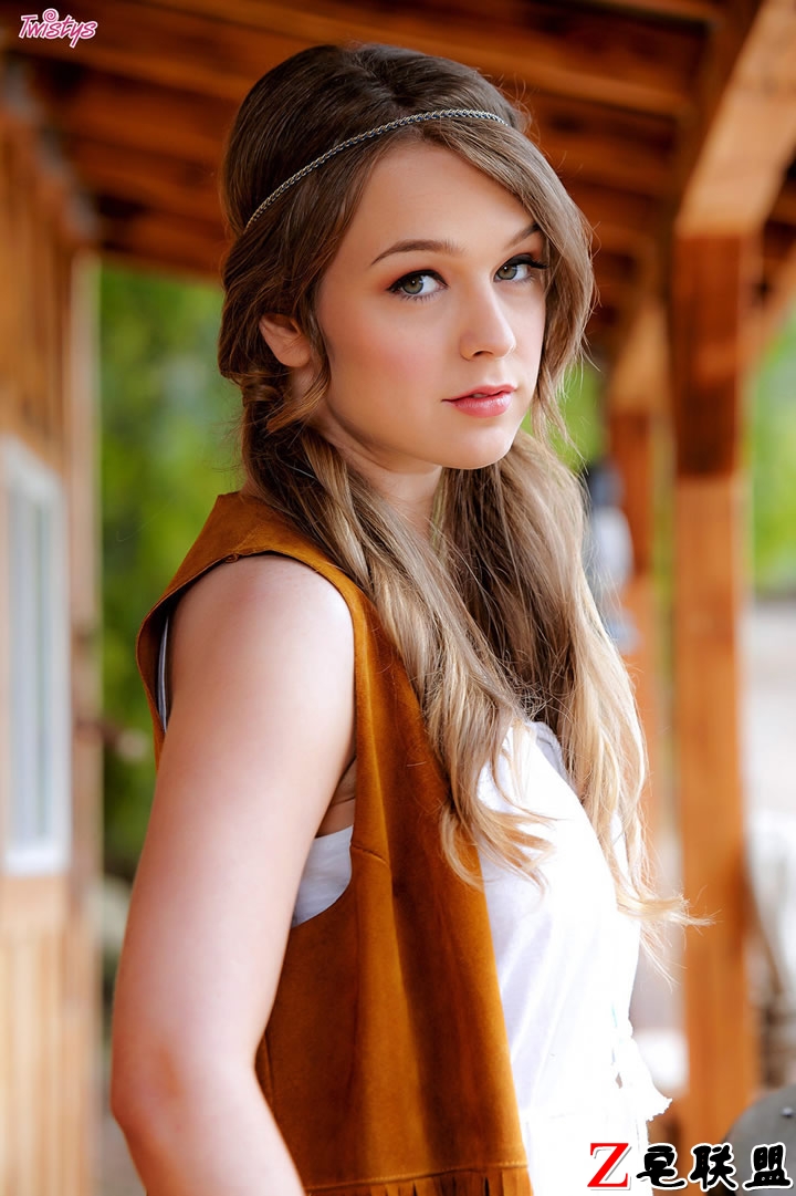 欧美人体艺术之Alaina Fox大胆人体写真2